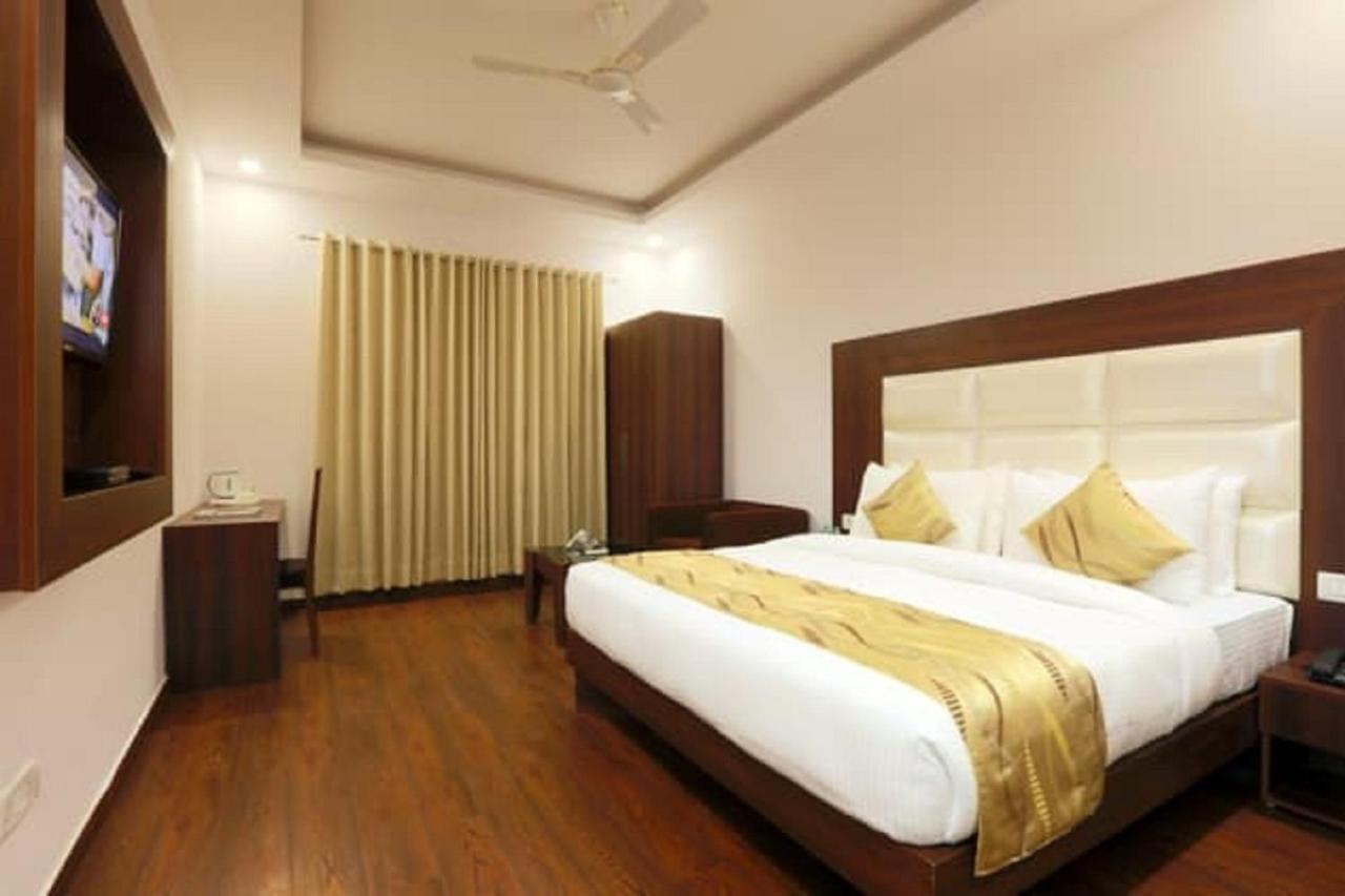 Hotel The Westend Green New Delhi Luaran gambar